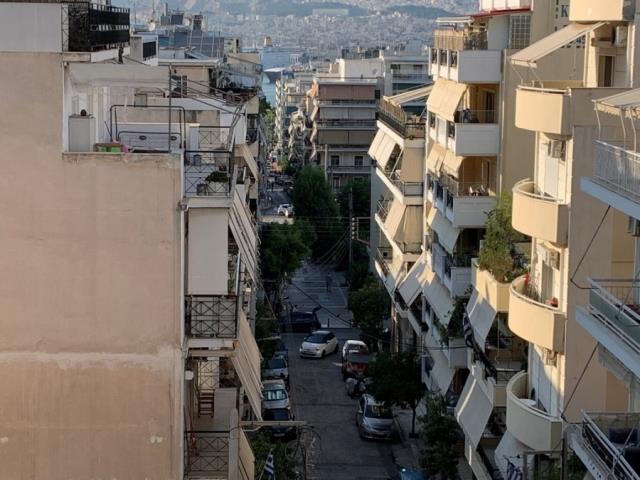 (For Sale) Residential Penthouse || Piraias/Piraeus - 73 Sq.m, 2 Bedrooms, 200.000€ 